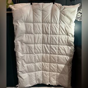 Pottery Barn Kids White Quilted Comforter